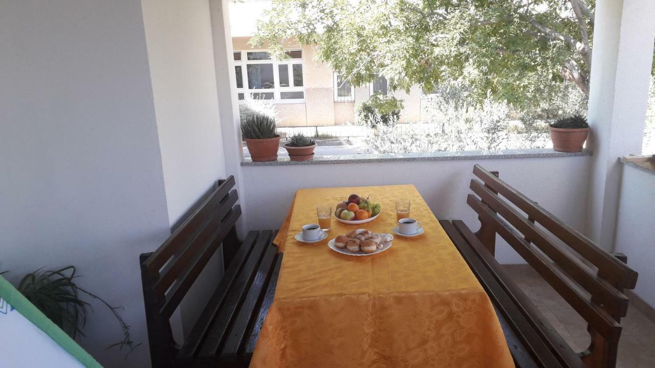 Apartmani Zilic Dugi Rat Zewnętrze zdjęcie